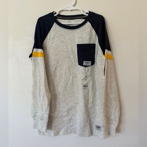Boy’s Osh Kosh long sleeve tee
